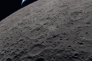 NAAR DE MAAN